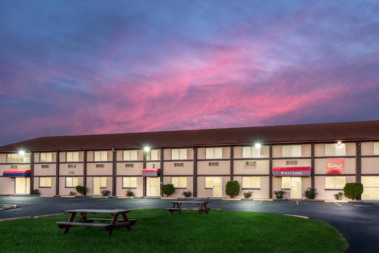 Red Roof Inn & Suites Wapakoneta Exterior foto